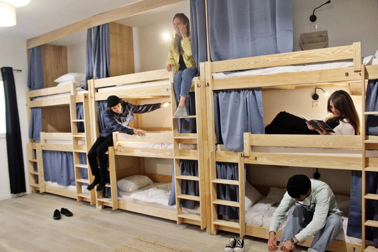 Garden - Utopy Hostel Биариц Екстериор снимка