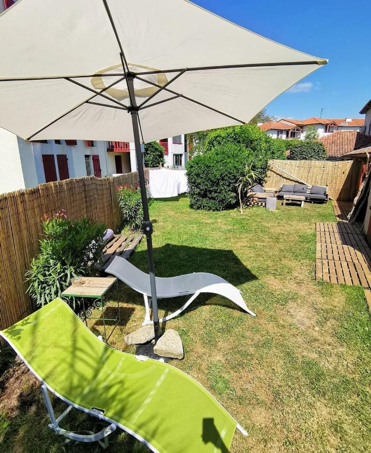 Garden - Utopy Hostel Биариц Екстериор снимка